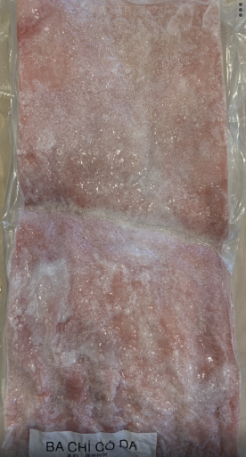 11098 - 皮付き豚バラ肉 /kg (A)