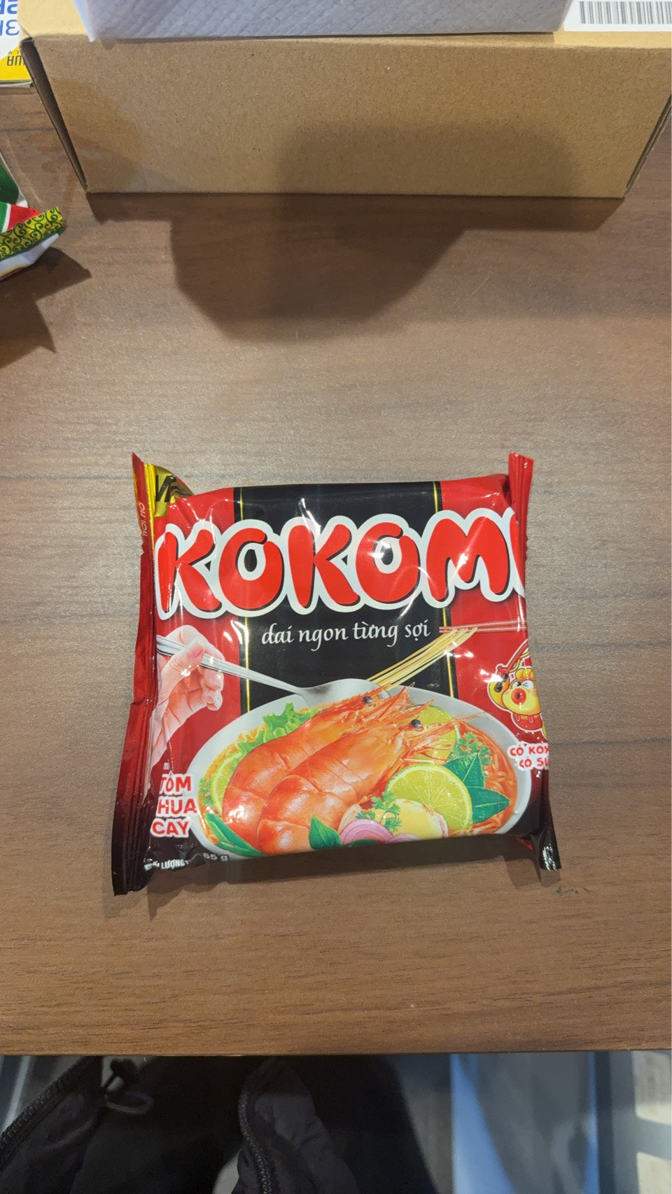 10316 - [KOKOMI] スパイシーシュリンプ味ラーメン