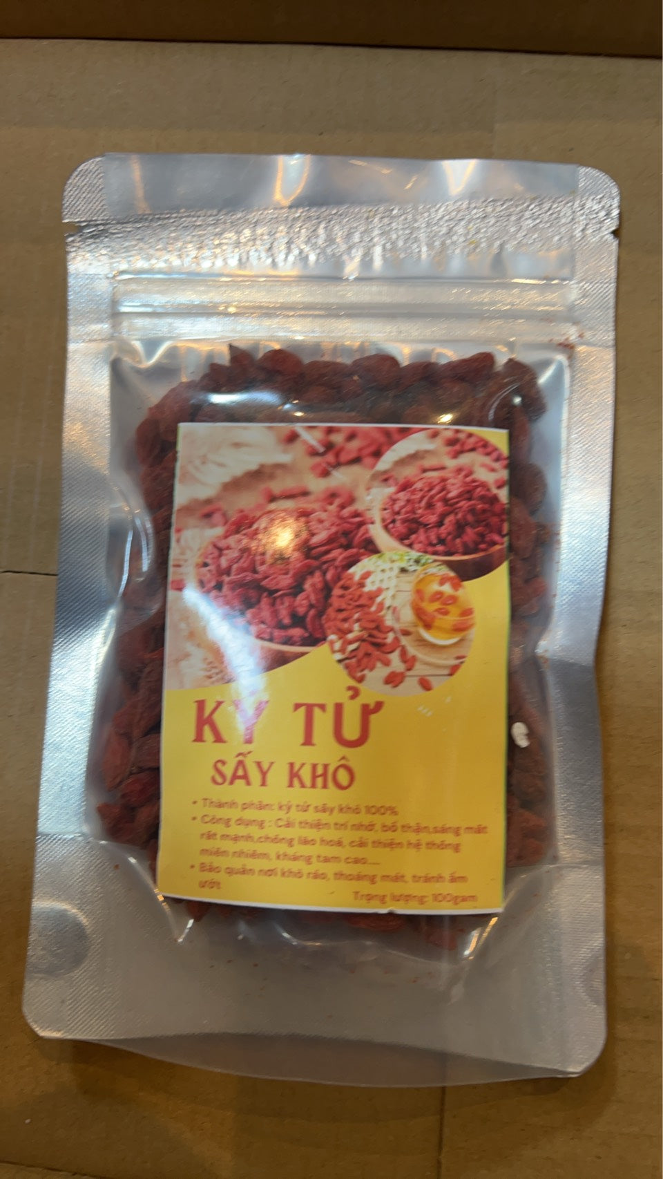 10680 - 赤い実 100g